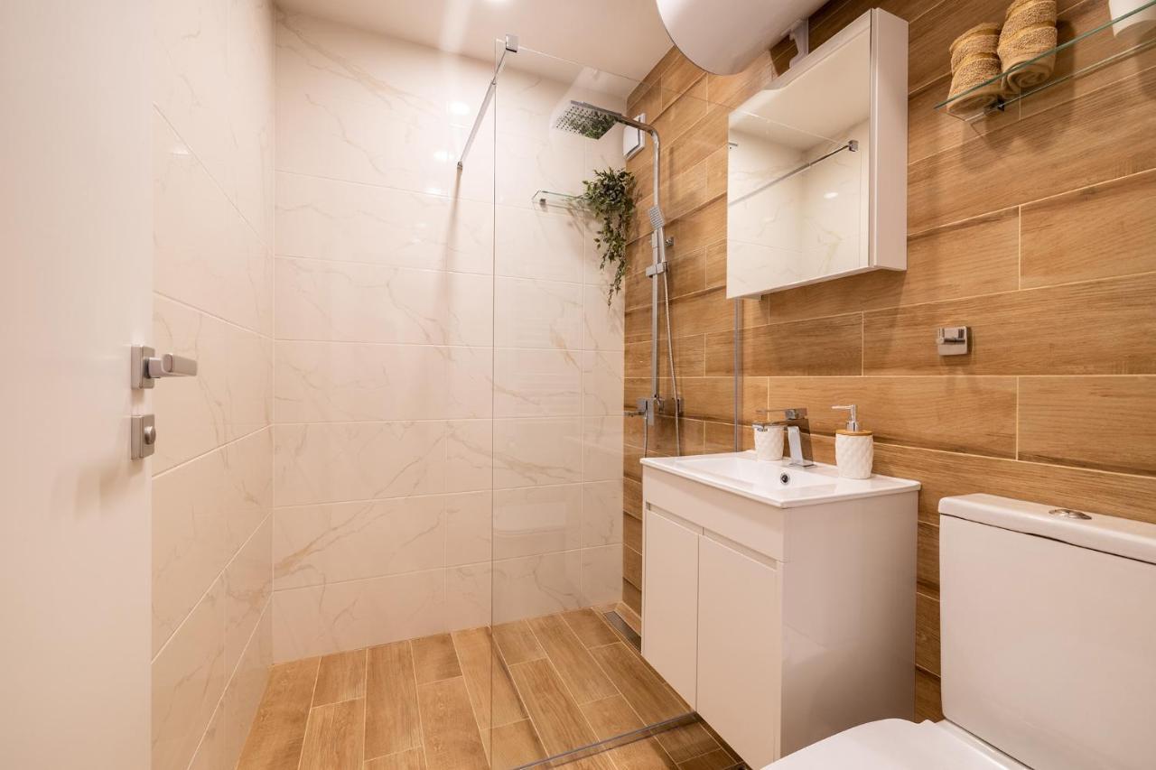Luxury Studio Living High-End Amenities And Great Location By Flat Mаnager Sofia Exterior foto